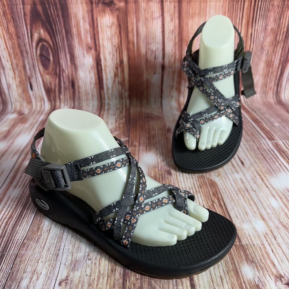 Chaco ZX/2 Womens Sz 10 CREED GOLDEN Classic Strappy Sandals Open Toe Loop Shoes
